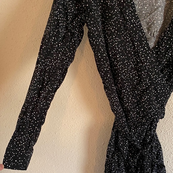 Divided Black Long Sleeve Dress with White Speckles - Picture 8 of 8